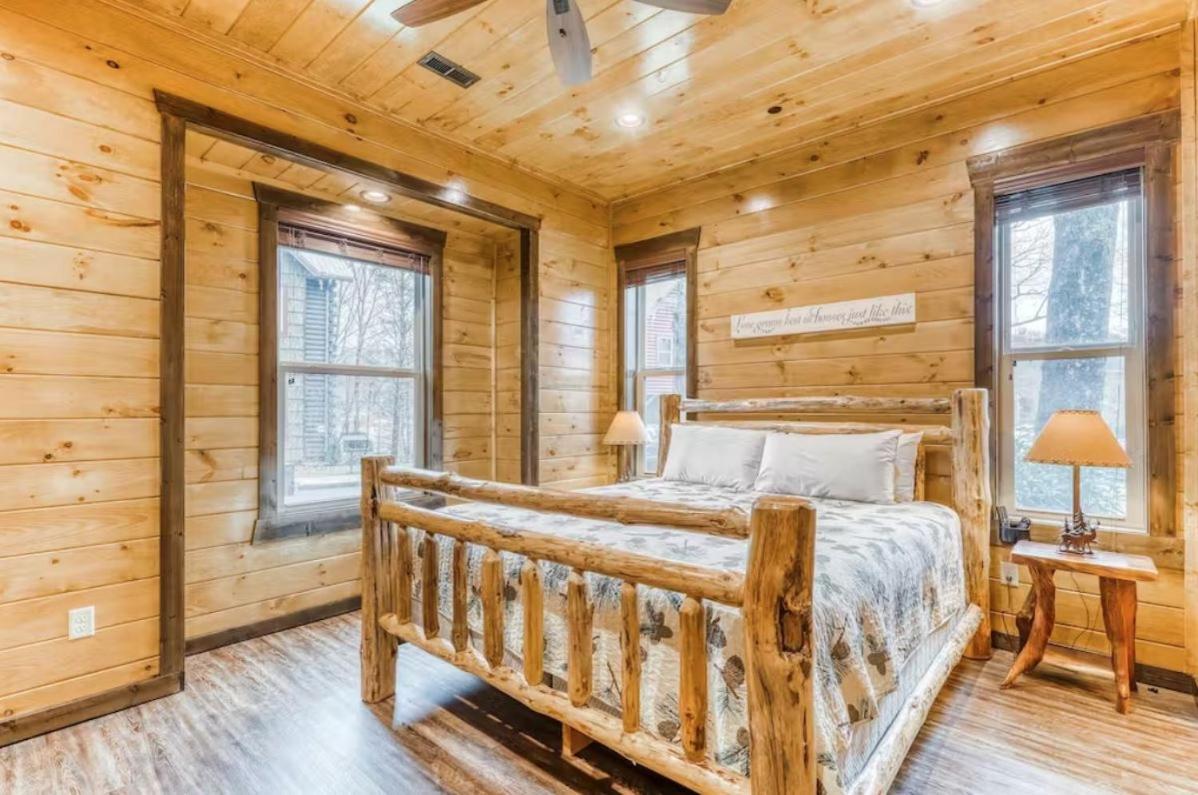 The Great Dogwood Manor By Stony Brook Cabins Gatlinburg Exteriör bild
