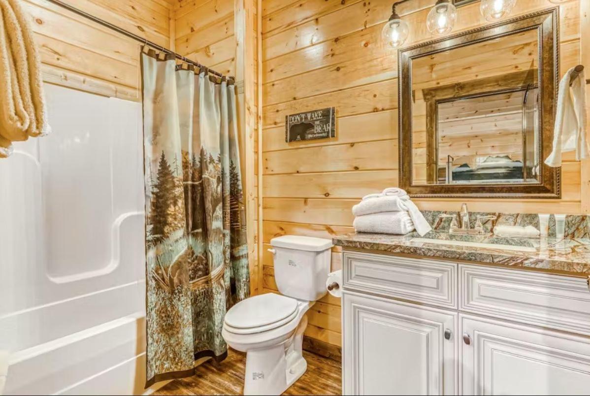 The Great Dogwood Manor By Stony Brook Cabins Gatlinburg Exteriör bild