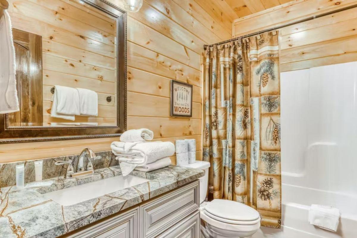 The Great Dogwood Manor By Stony Brook Cabins Gatlinburg Exteriör bild